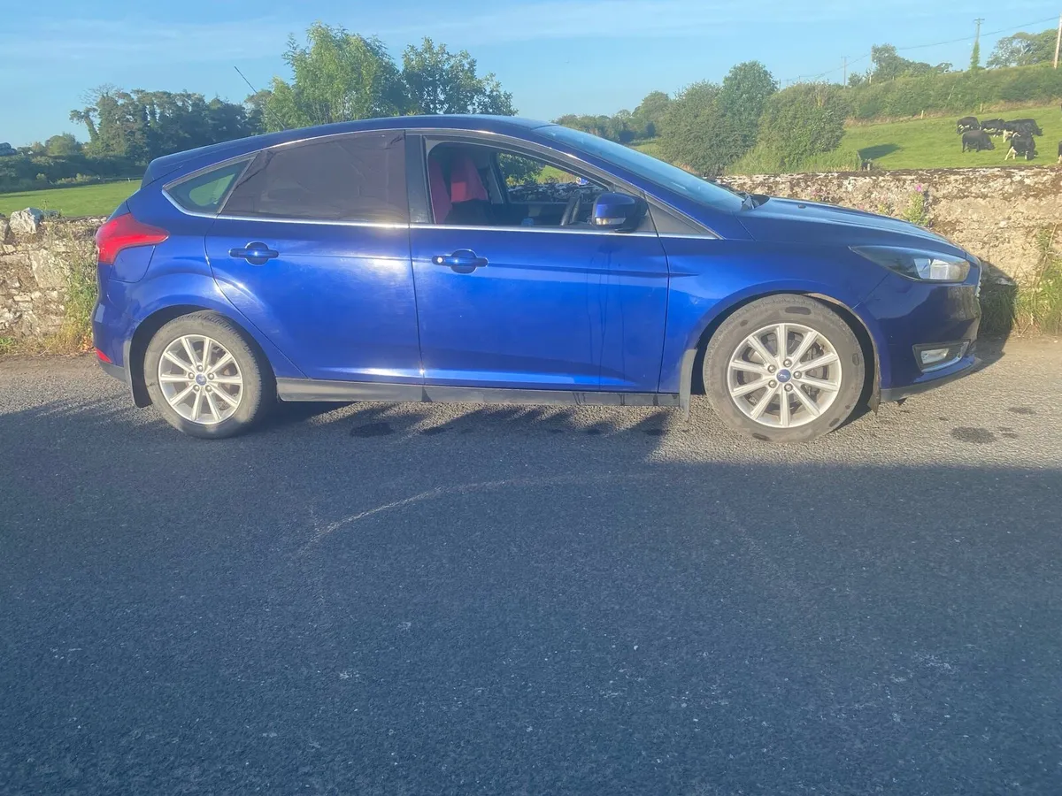 Car - Image 2