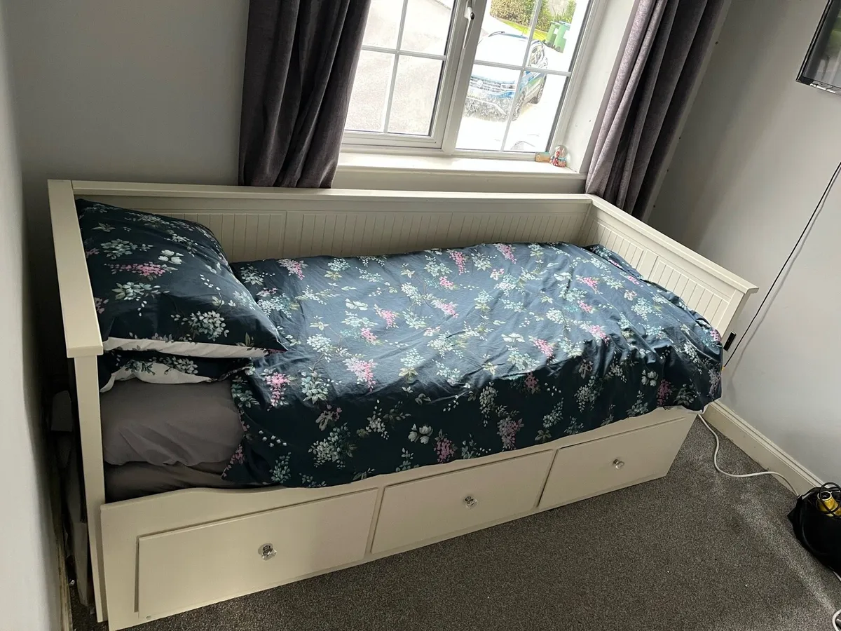 Hemnes Day Bed - Image 2