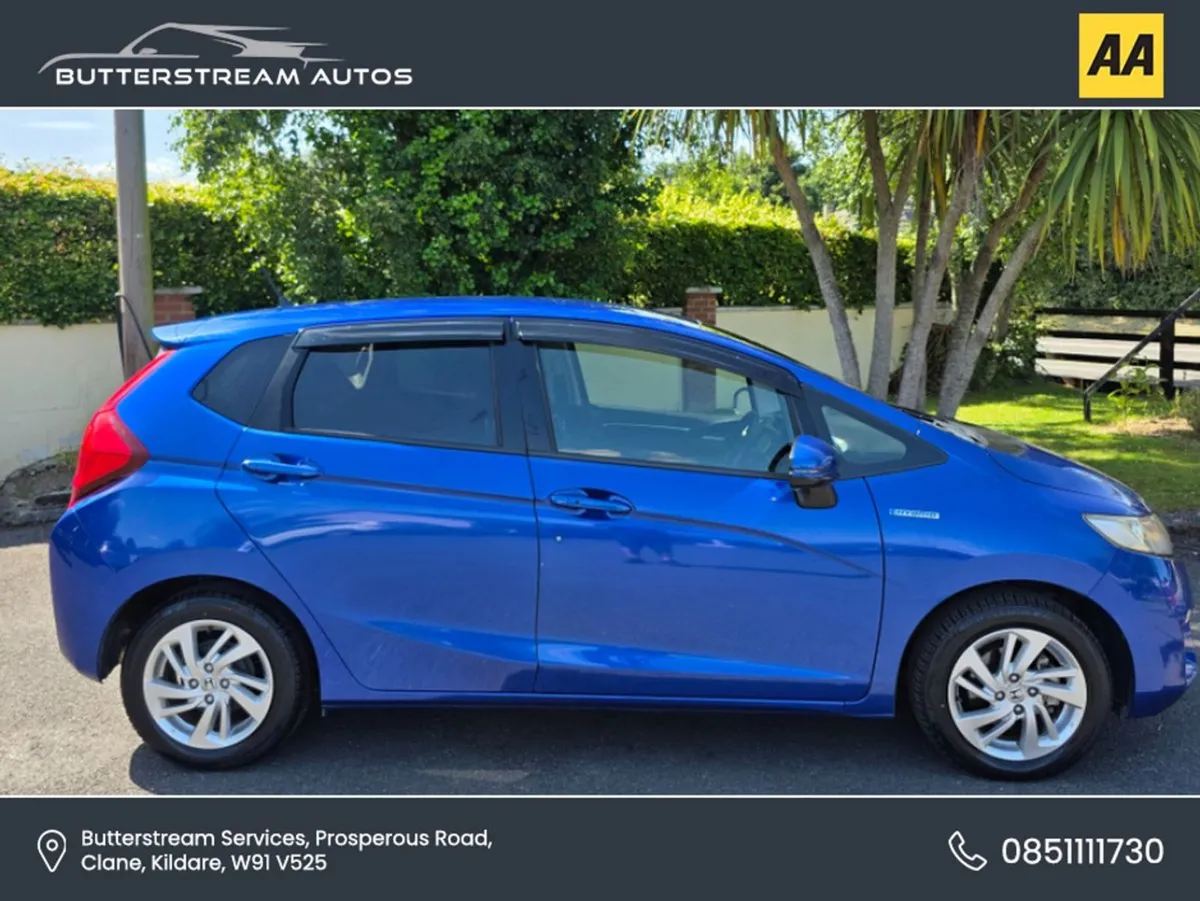 Honda Fit 1.5 Hybrid Auto Only 49 K KM - Image 3