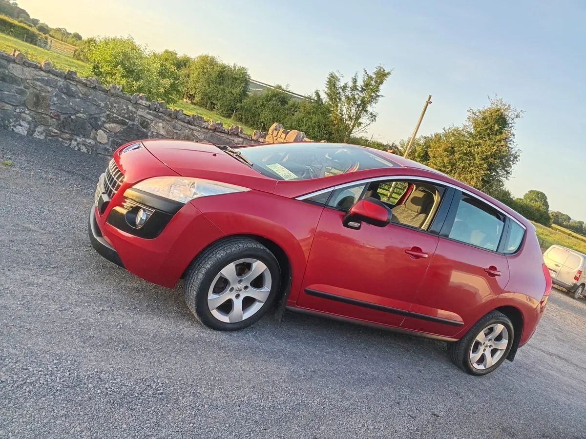 Peugeot 3008 - Image 1