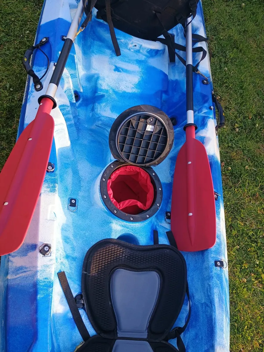 Family Kayak 2 adults + child - Image 2