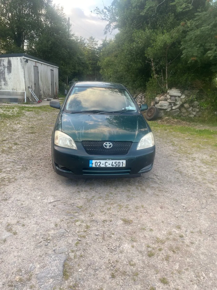 Toyota Corolla 2002 - Image 1