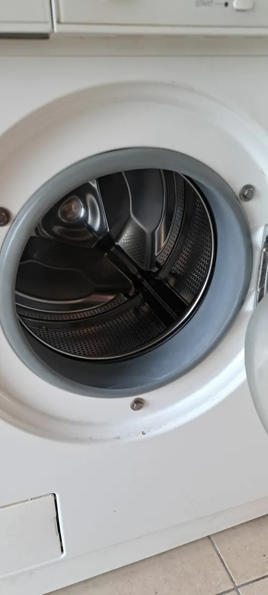Miele Washing Machine - Image 2