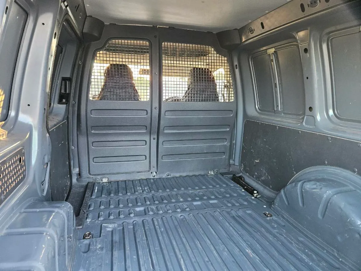 Volkswagen caddy - Image 2