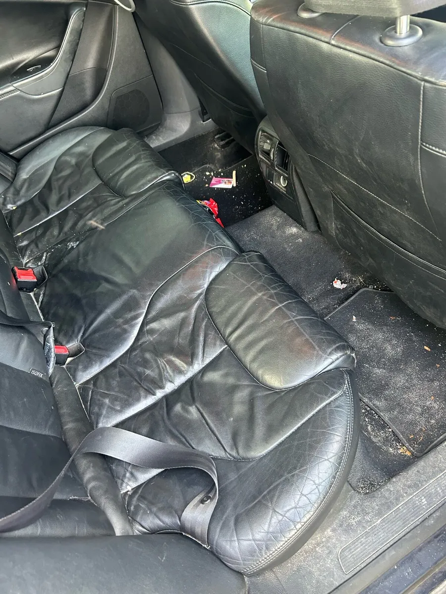 Volkswagen Passat - Image 3