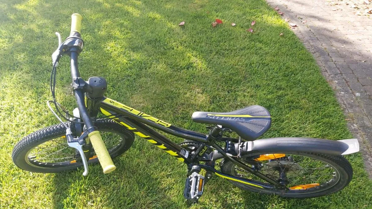 Scott Scale 20 inch kids bike - Image 4