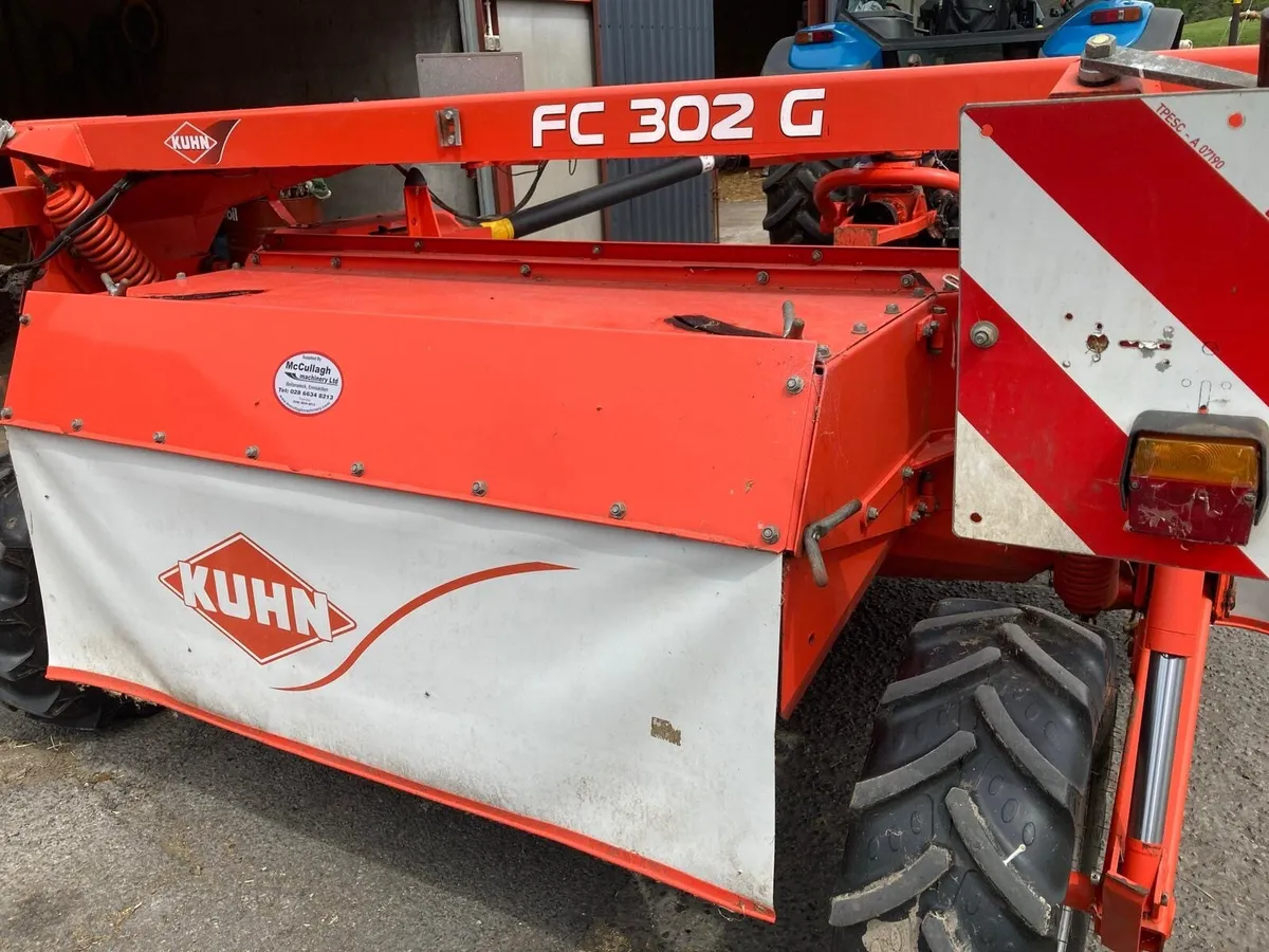 Kuhn trailer mower - Image 2