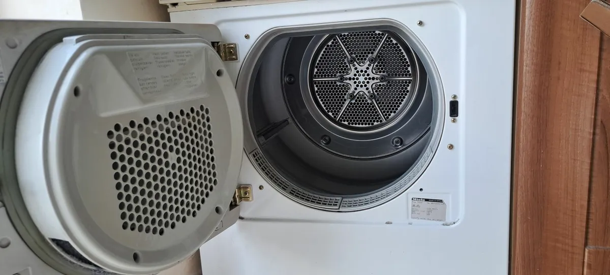 Miele Tumble Dryer - Image 4
