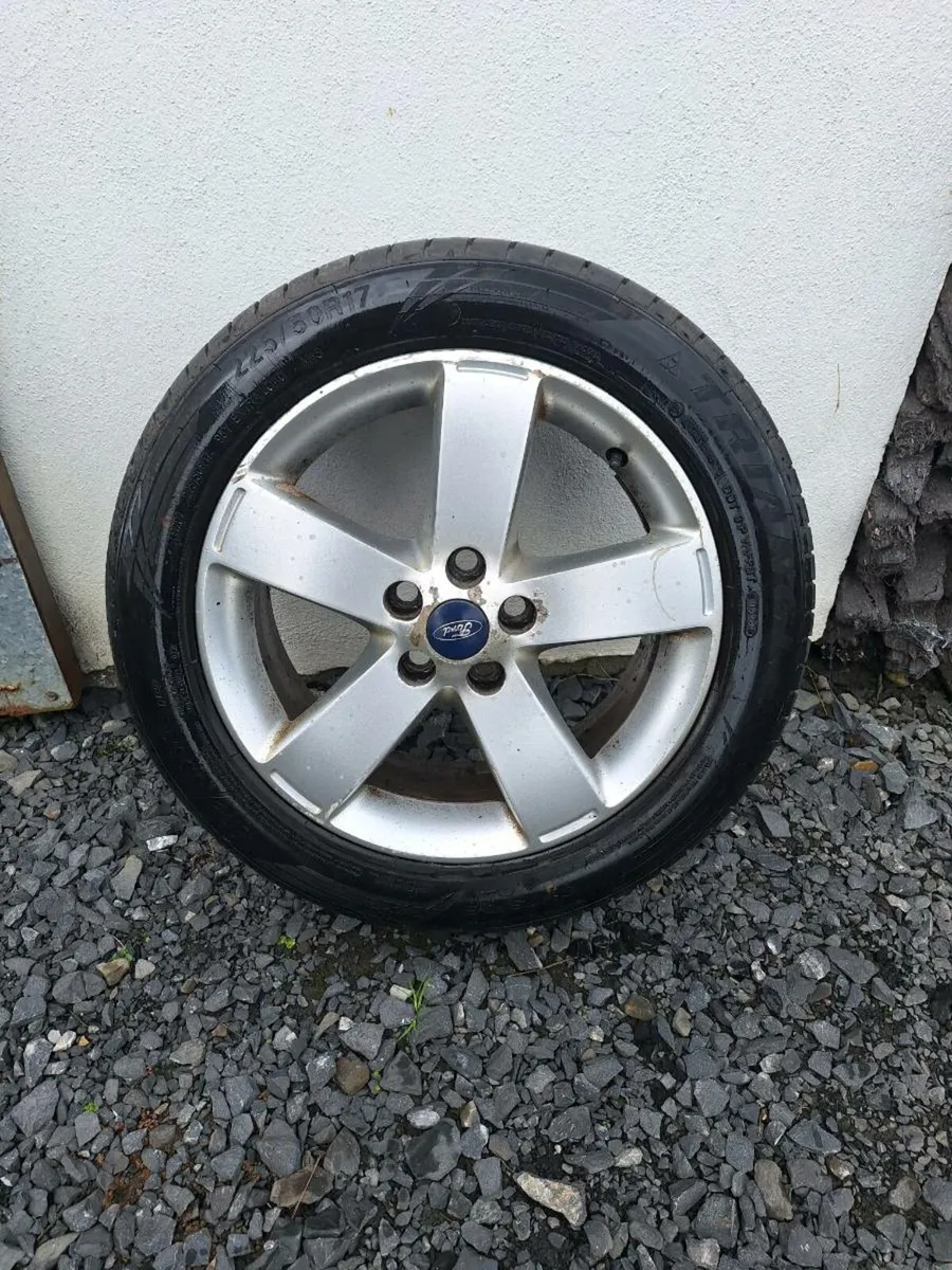17 inch genuine ford alloys - Image 4
