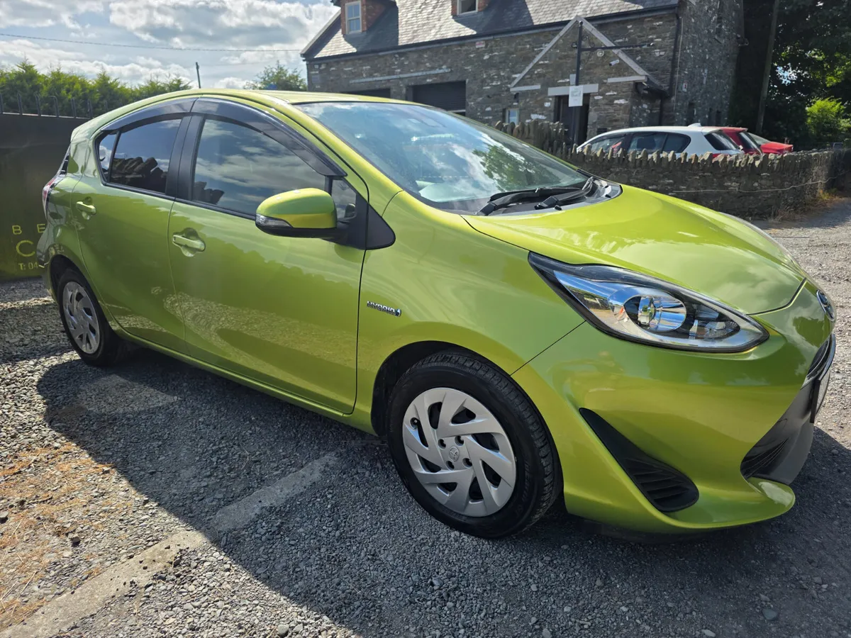 Toyota Aqua 2018 - Image 3