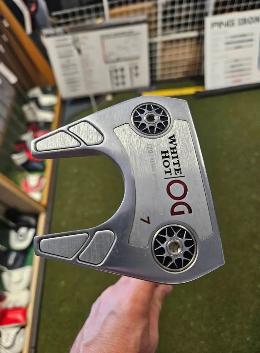 Odyssey White Hot Og 7 Putter - Image 1