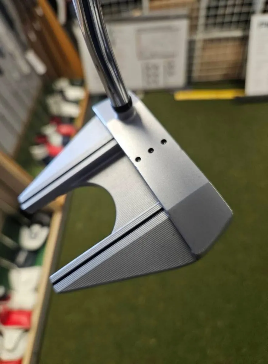 Odyssey White Hot Og 7 Putter - Image 3
