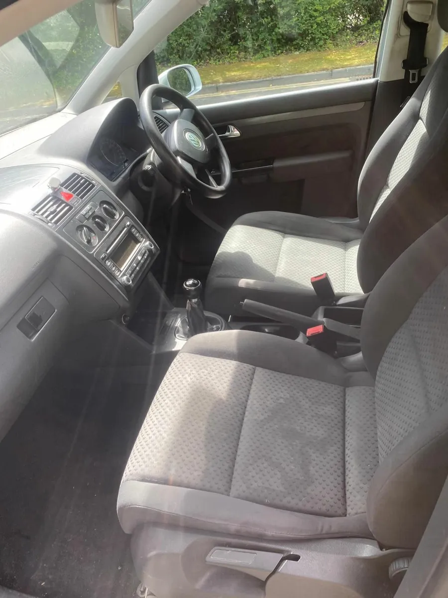 Volkswagen Touran 2006 - Image 4