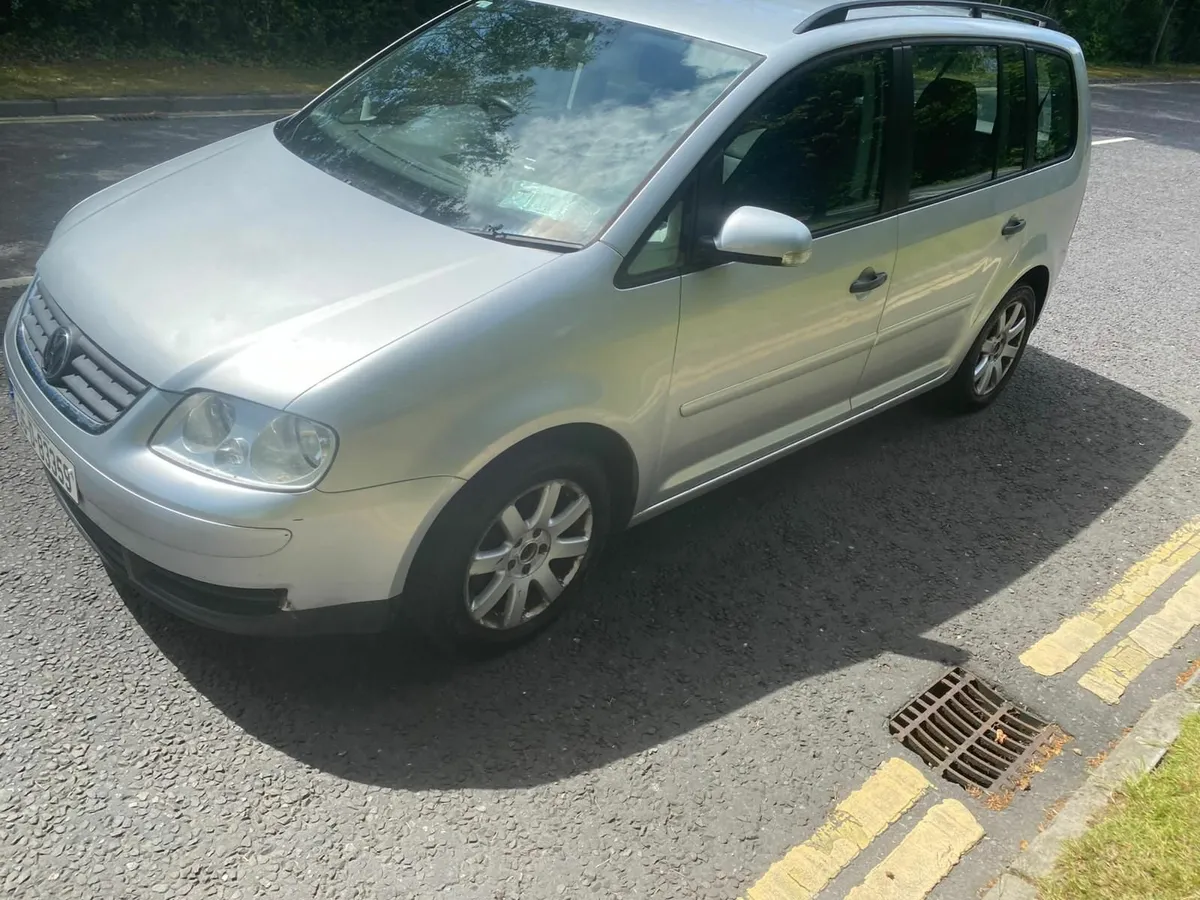 Volkswagen Touran 2006 - Image 1