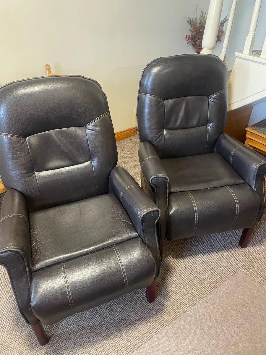 Arm chairs - Image 1