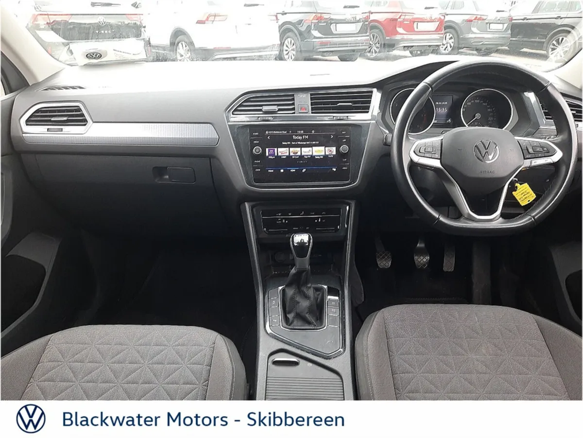 Volkswagen Tiguan TIGUAN LIFE 2.0TDI 122BHP - Image 3