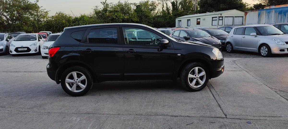 Nissan Qashqai 2008 very Clean 1.6 Petrol - Image 2