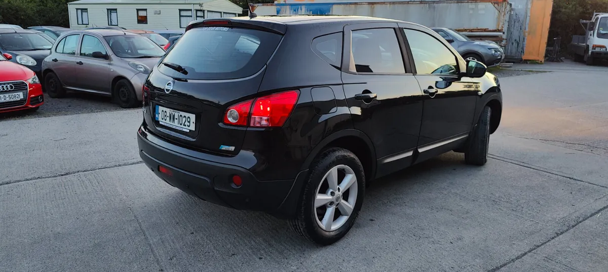 Nissan Qashqai 2008 very Clean 1.6 Petrol - Image 3