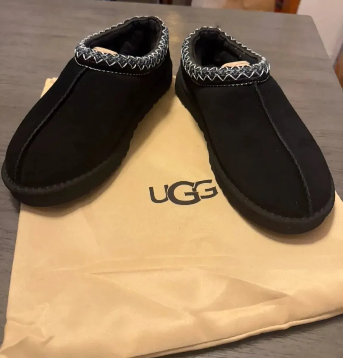 Ugg slippers - Image 1