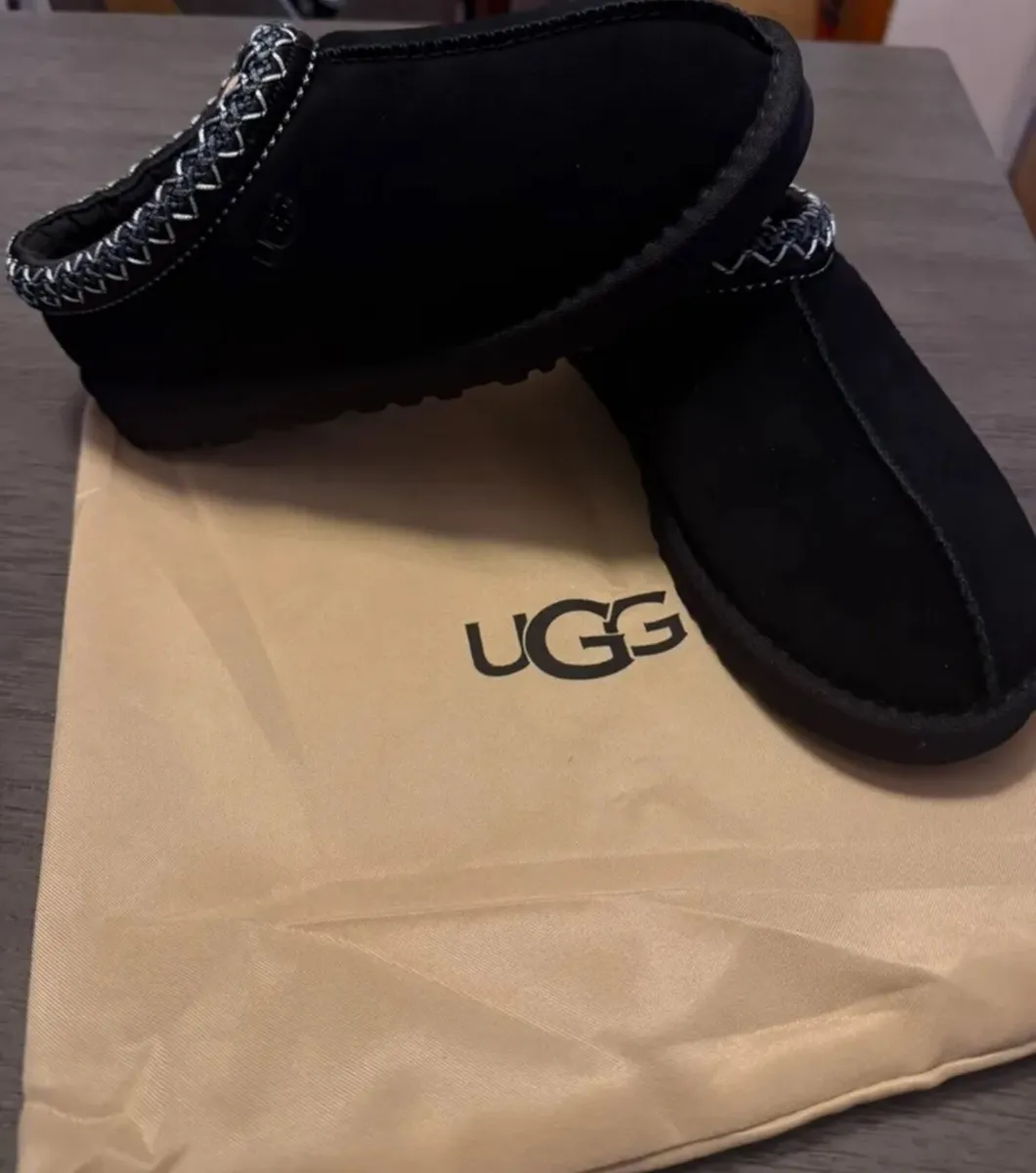 Ugg slippers - Image 2