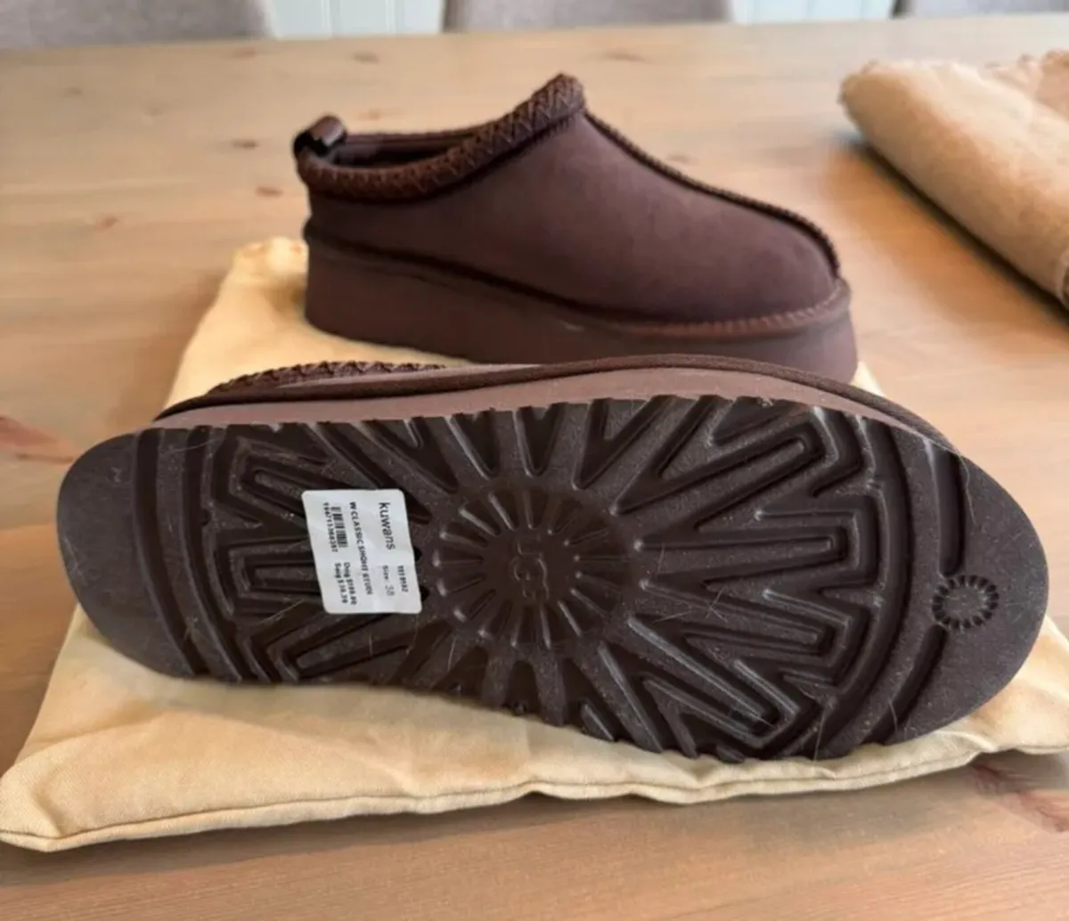 Ugg boots - Image 2