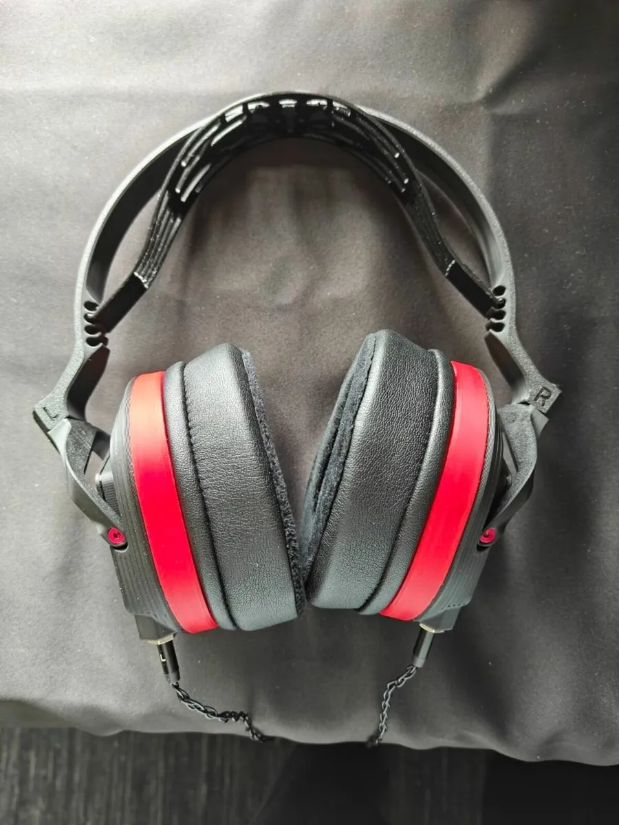 Custom Made Hi-Fi Headphones - Image 1