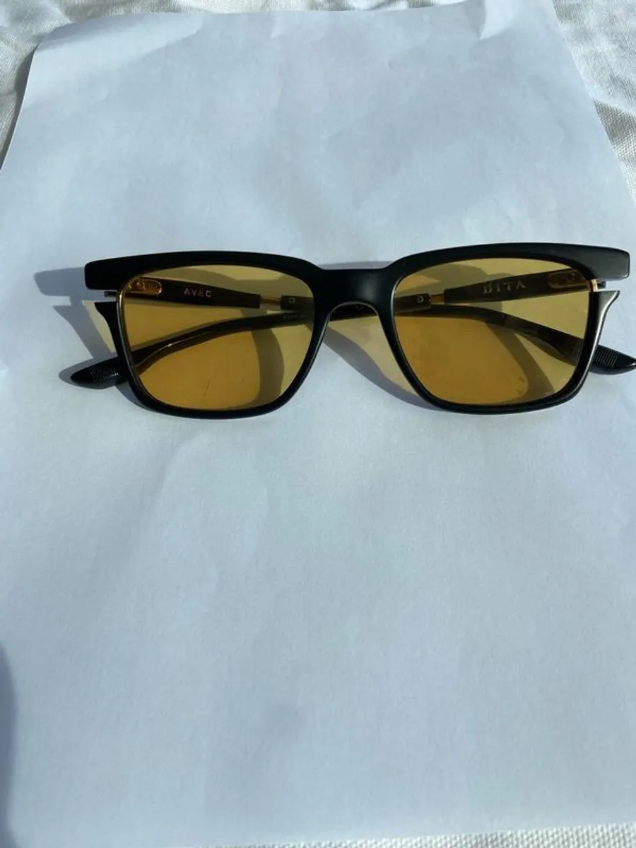 Dita Avec Sunglasses - Image 2