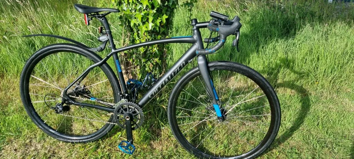 Road bike - Image 1