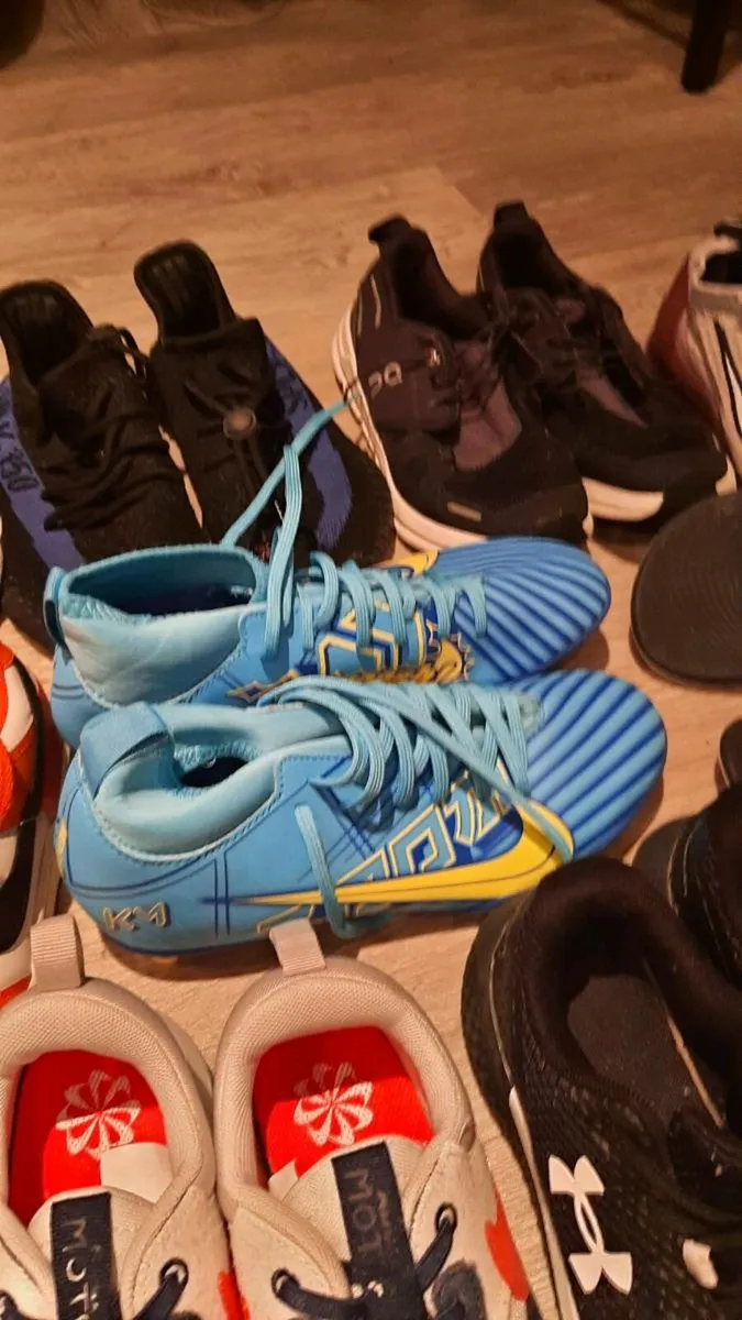 Boys trainers - Image 4