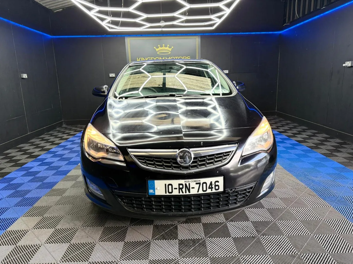 Vauxhall Astra 1.7 TDI,NCT 01/26,Tax 31/10/25 - Image 4