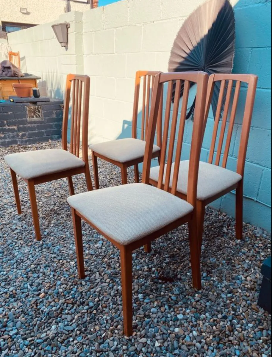 Mid Century Dining Chairs x 4 - Image 3