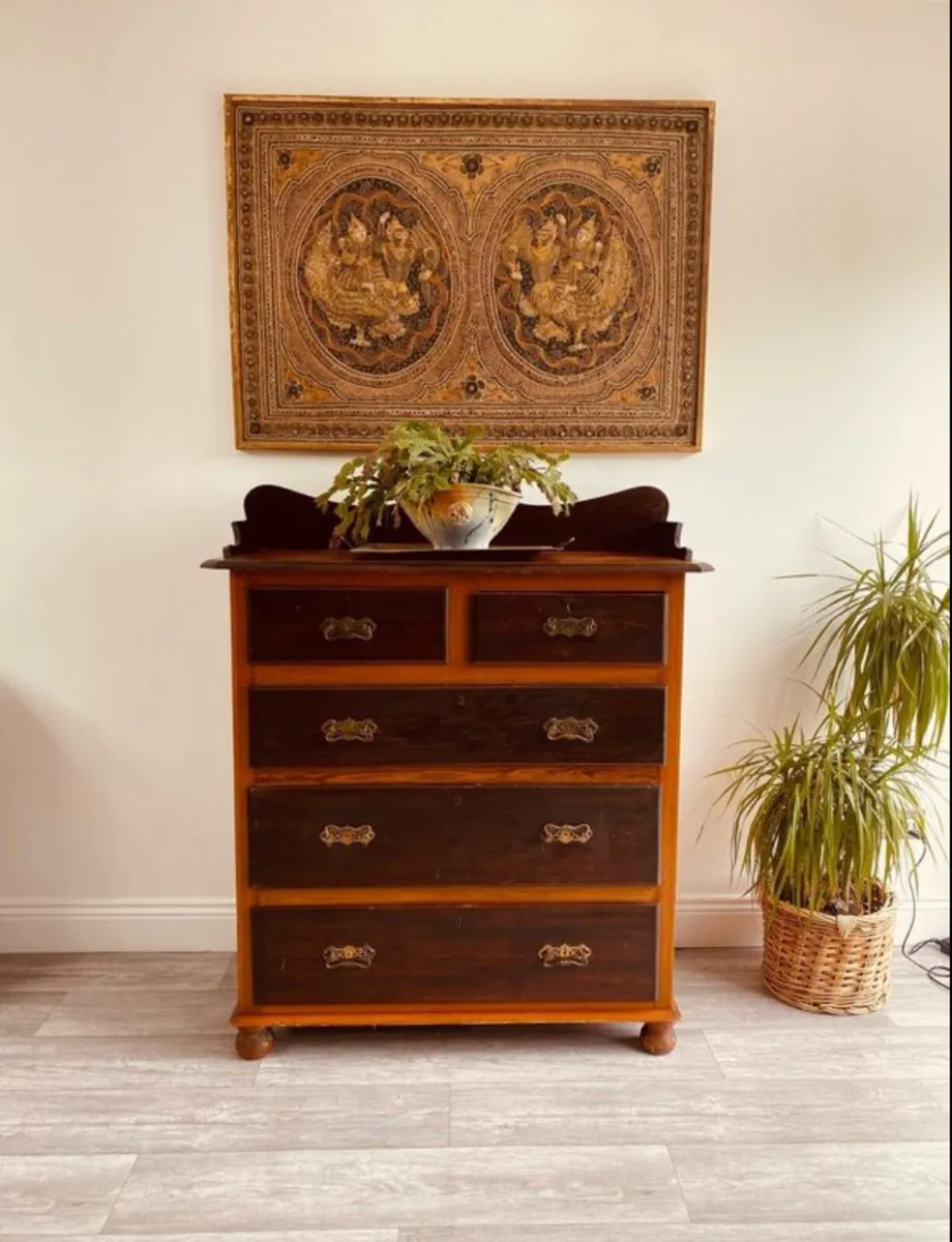 Antique Victorian Pine Chest of Drawers - Image 1