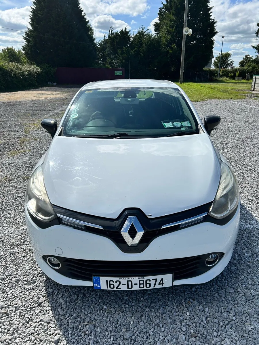 Renault Clio Dynamique Nav 1.2 - Image 2