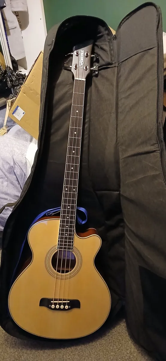 New Burswick Acoustic base guitar. - Image 1