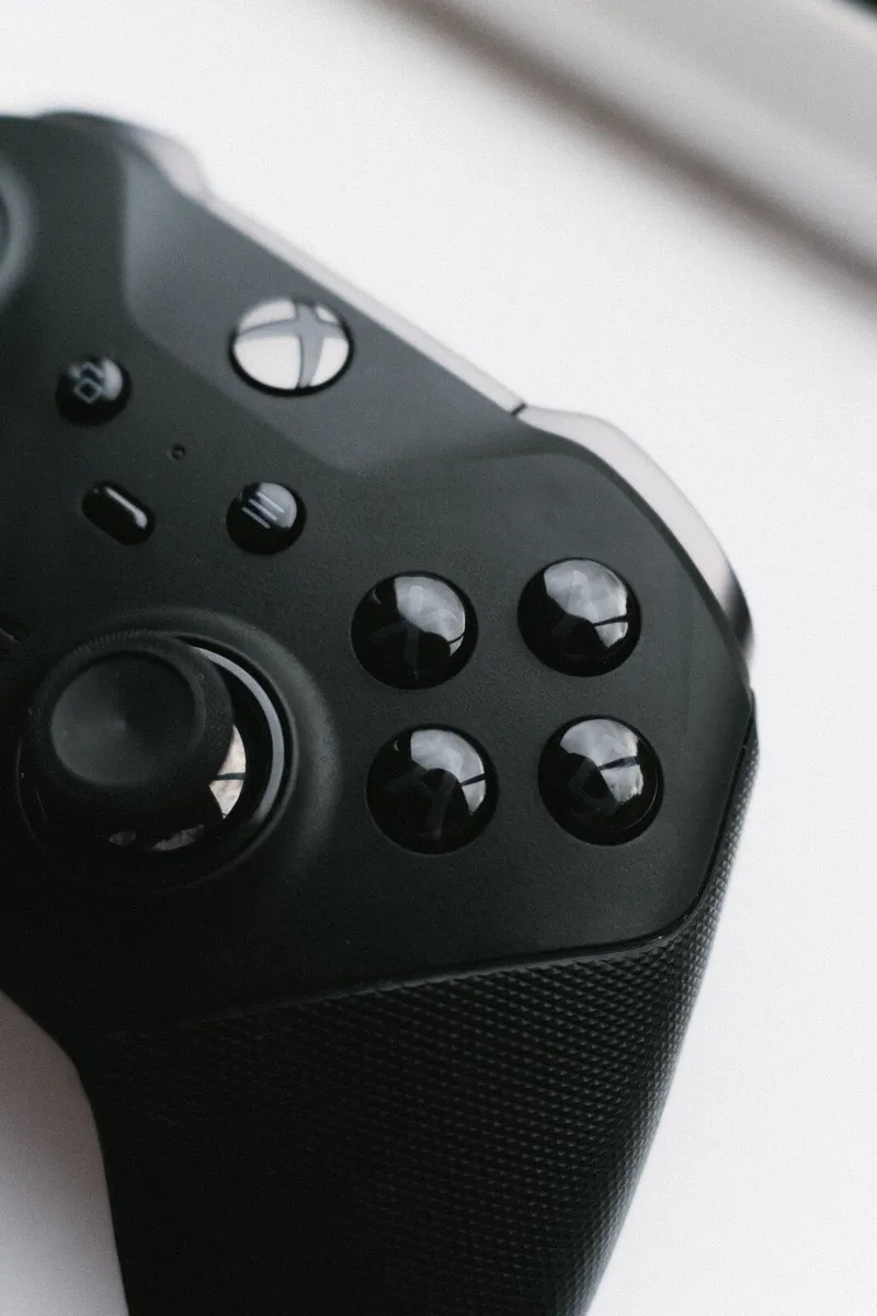 Xbox Elite 2 controller - Image 2