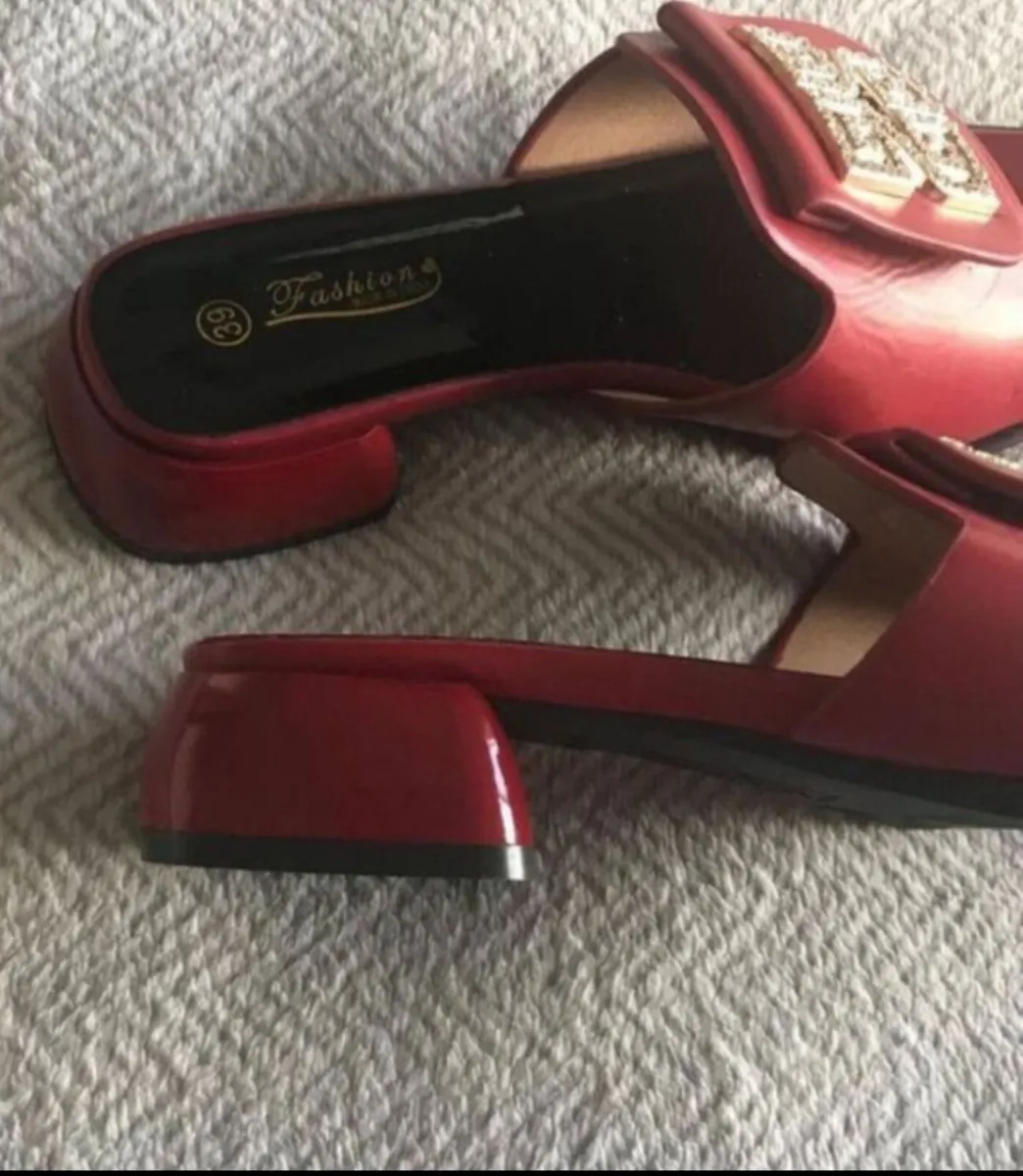 Brand Nee Ladies Sandals UK.6.. - Image 2