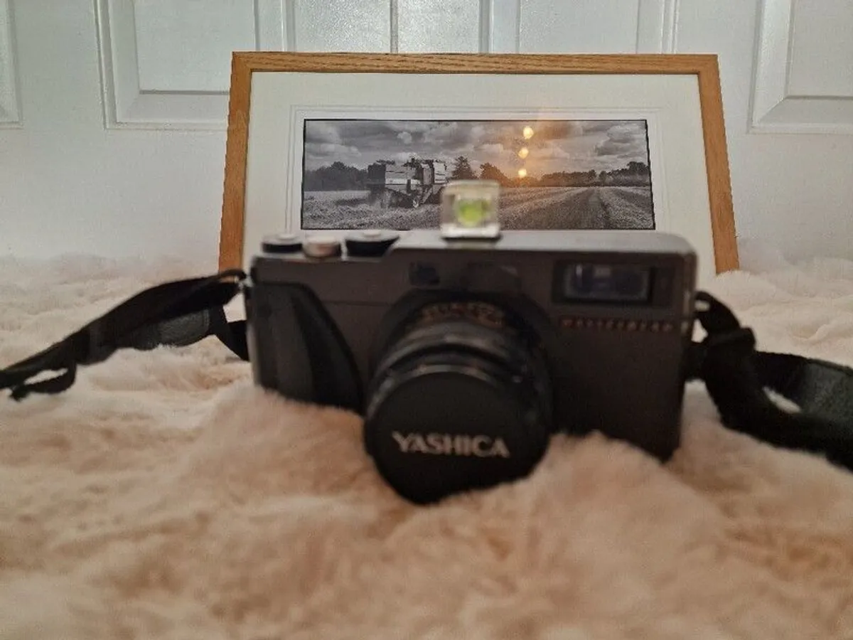 Hasselblad Xpan Ii With Hasselblad 4/45 Lenses - Image 4