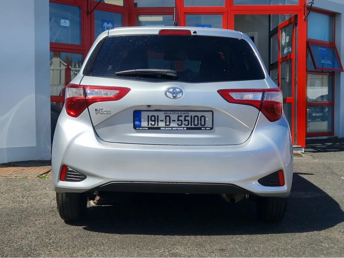 Toyota Yaris Dba-ksp130 5DR Auto - Image 3