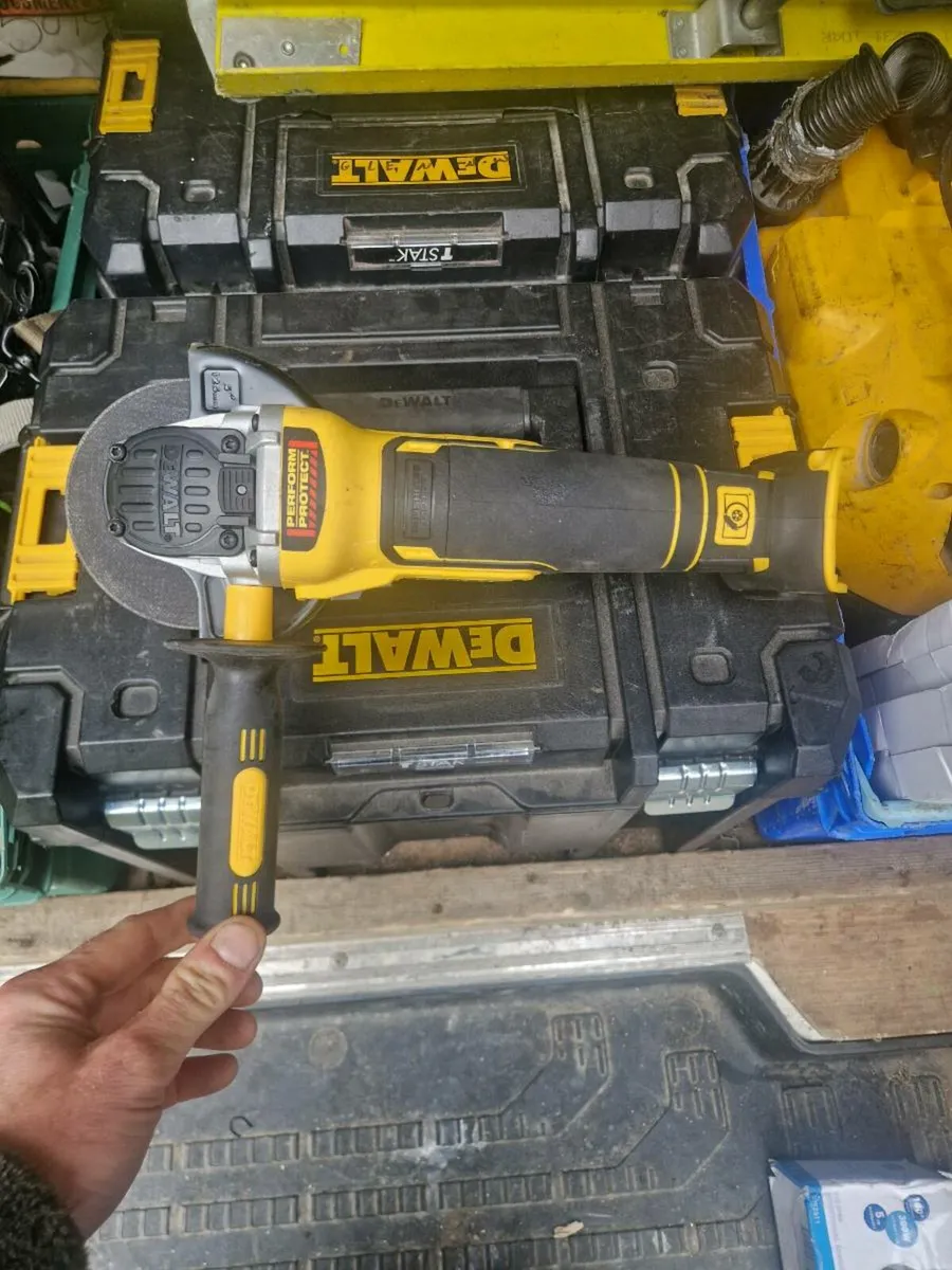 Dewalt 18v Grinder - Image 1