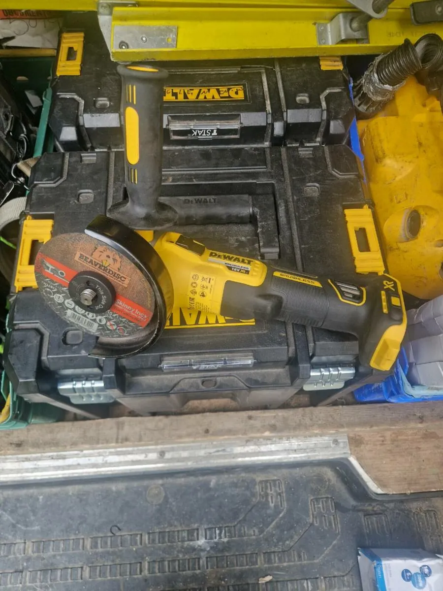 Dewalt 18v Grinder - Image 2