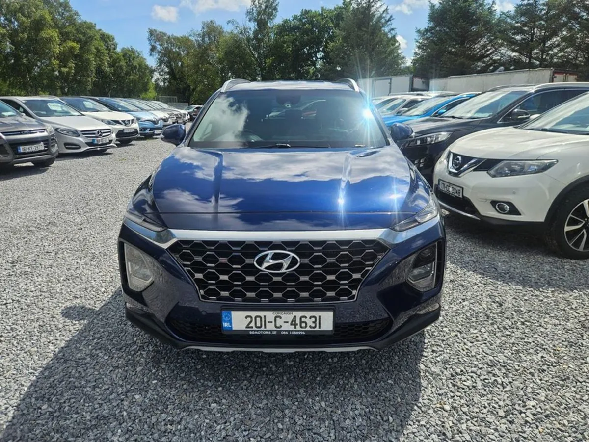 Hyundai Santa Fe 4WD Executive Plus 5DR - Image 3