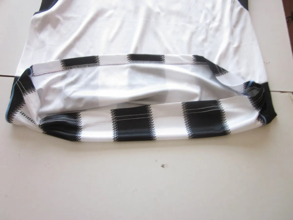 Newcastle United Shirt Addidas 2025/26 New - Image 4