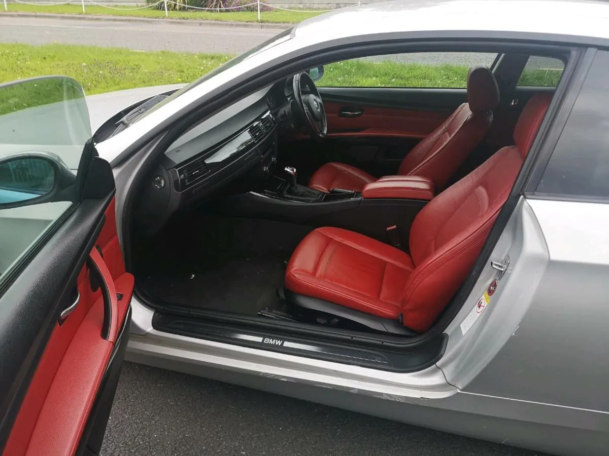 2008 BMW 320i e92 coupe - Image 3