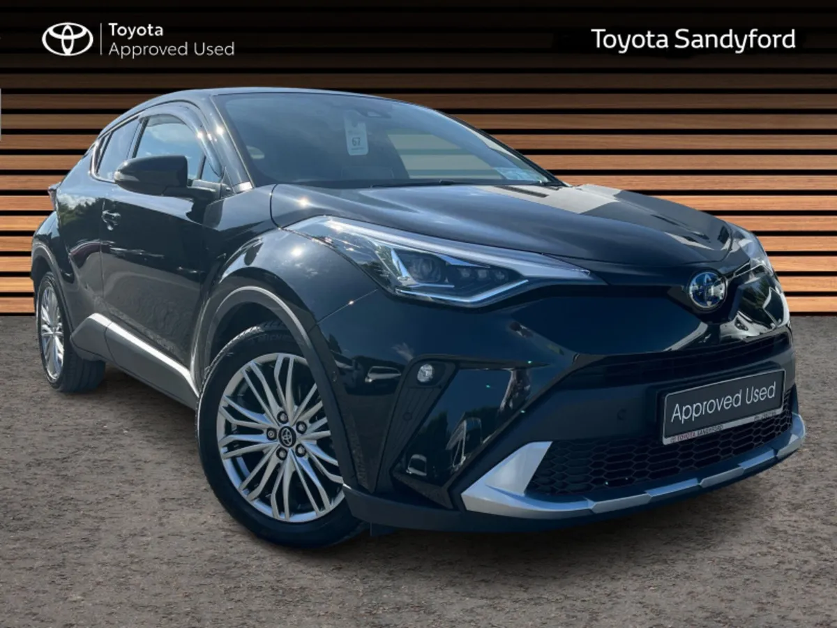 Toyota C-HR HYBRID SOL TOP SPEC // HEATED LEATHER - Image 1