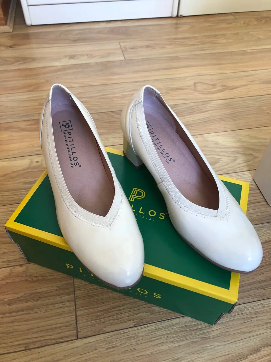 Pitillos Cream Shoes - Image 1