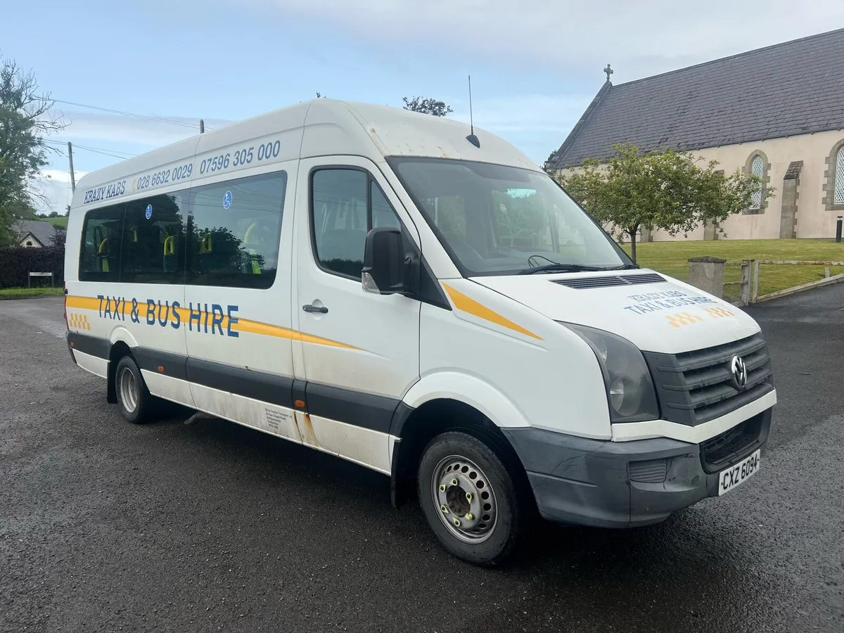 2012 VOLKSWAGEN CRAFTER MINIBUS - Image 2