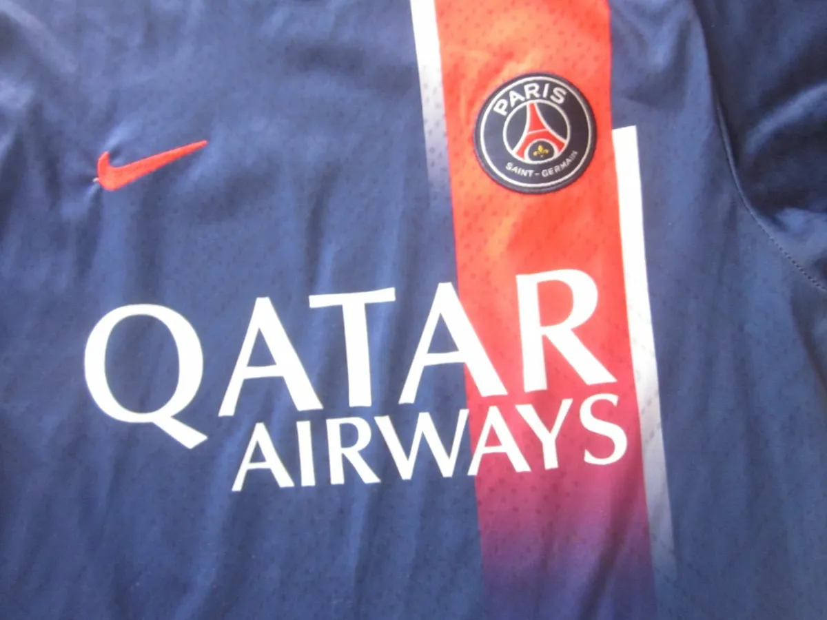 Paris St-Germain Football Jersey Messi 30 - Image 4