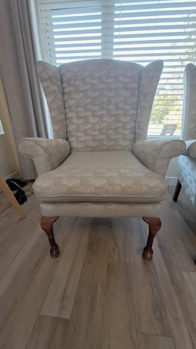 2 x Queen Anne Chairs - Image 3