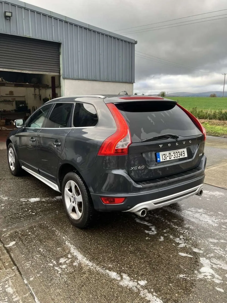 2013 Volvo XC60 - R Design - Image 2