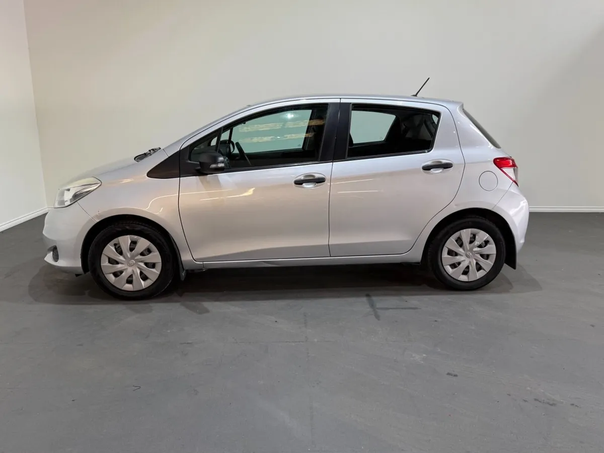 Toyota Yaris 1.0 VVT-i 3Dr Terra - Image 4